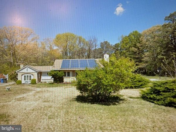 225 E STANGER AVENUE, GLASSBORO, NJ 08028