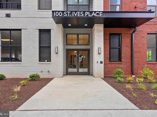 100 SAINT IVES PLACE, Unit 203, OXON HILL, MD 20745