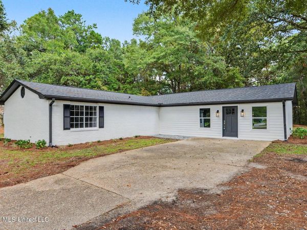 8812 Ferry Point Road, Gautier, MS 39553