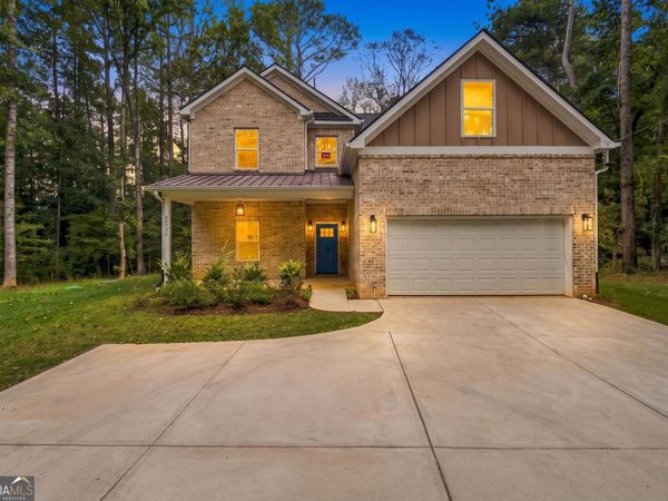3902 Bouldercrest Road, Ellenwood, GA 30294