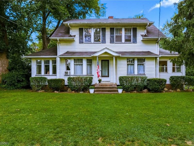 24958 Kennedy Ridge Road, North Olmsted, OH 44070 Photo 1