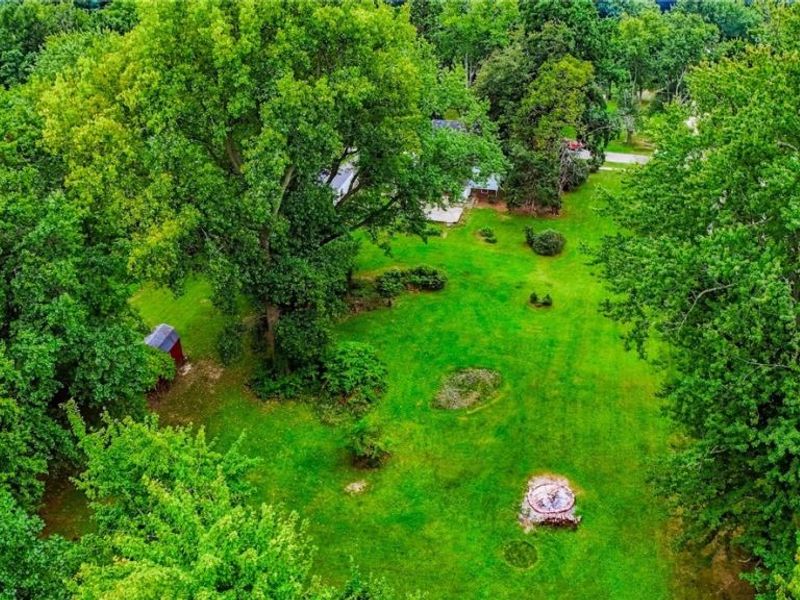 24958 Kennedy Ridge Road, North Olmsted, OH 44070 Photo 3