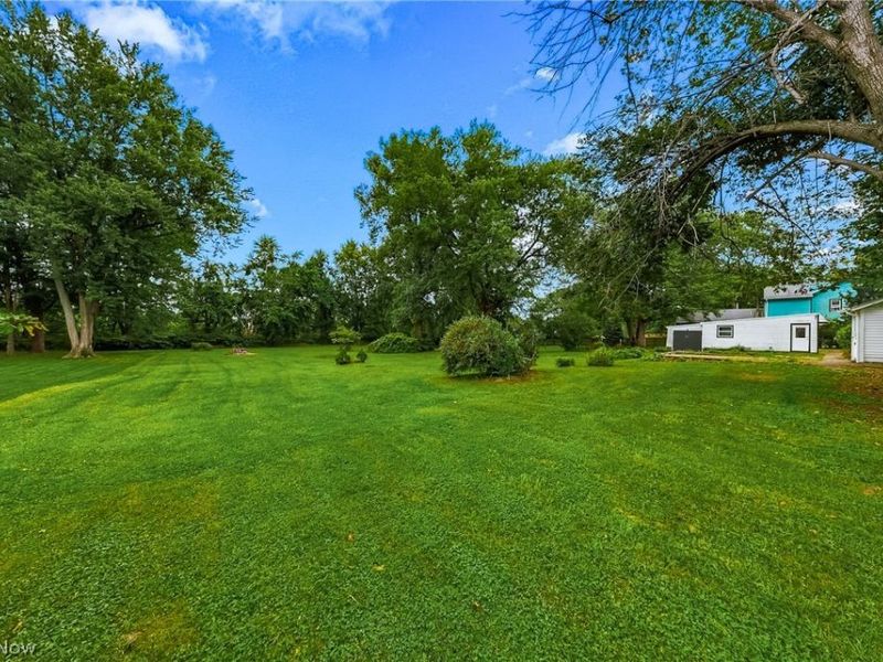 24958 Kennedy Ridge Road, North Olmsted, OH 44070 Photo 38
