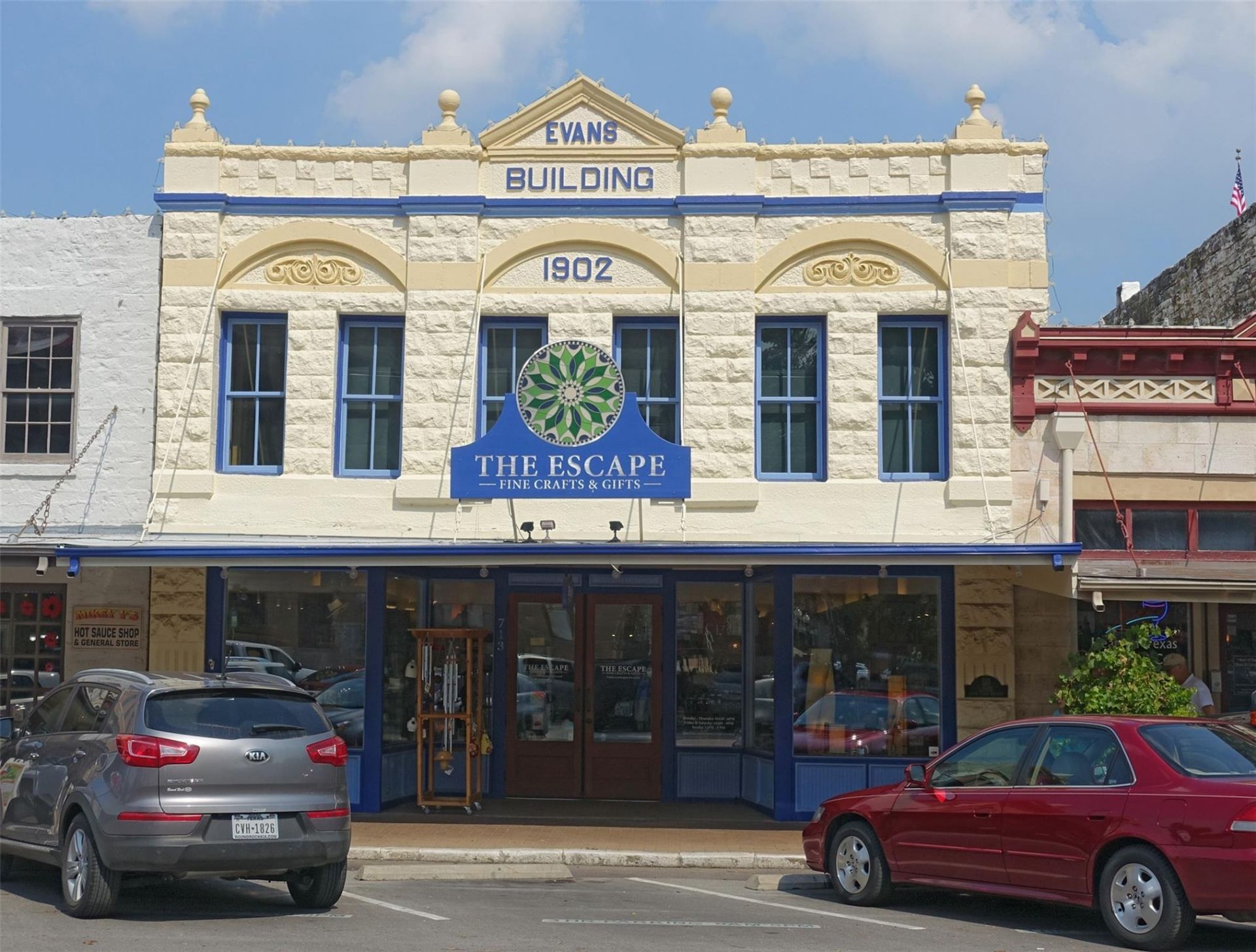 713 S Main St, Georgetown, TX 78626 Main Photo
