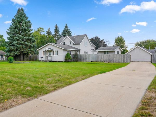 8428 Portland Avenue S, Bloomington, MN 55420