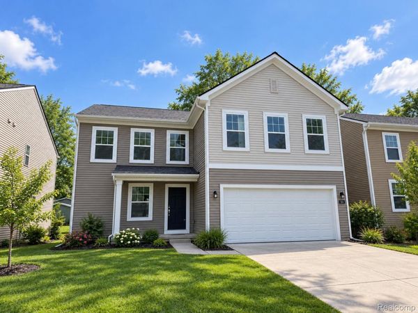 581 VILLAGE POINT Circle , Waterford Township, Mi 48328