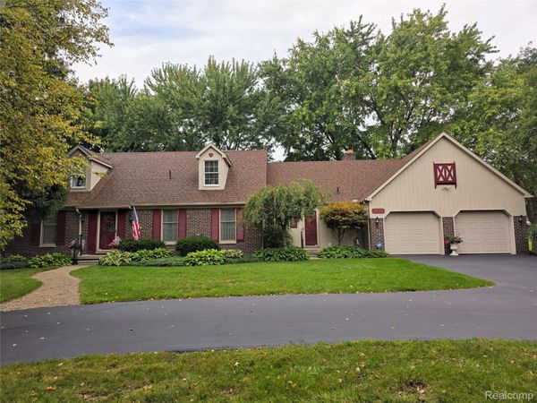 9434 E Lippincott Boulevard, Davison Township, Mi 48423
