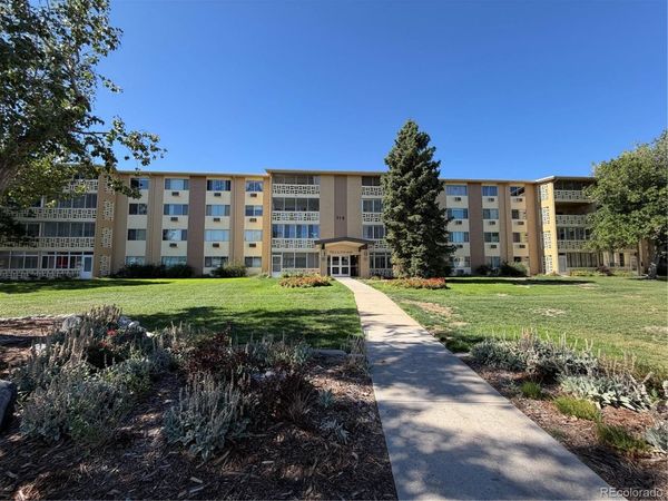 715 S Alton Way, Unit 4D, Denver, CO 80247