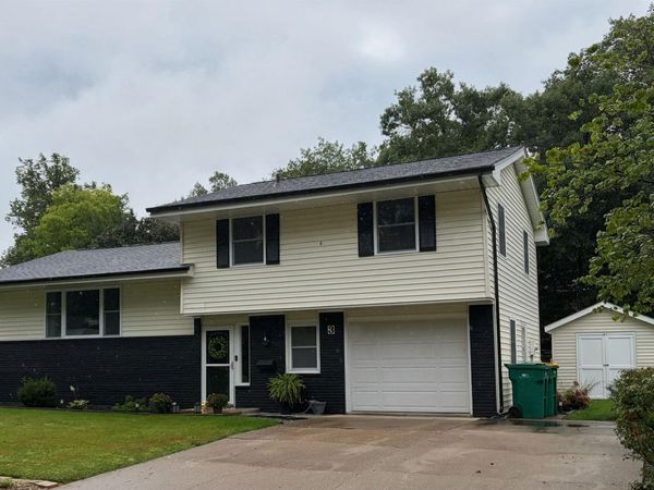 3 HICKORY BOW Street, Macomb, IL 61455