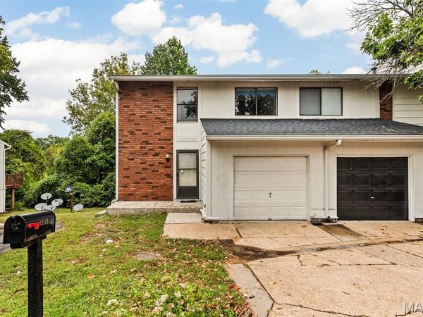 12415 Sea Lane Drive, Florissant, MO 63033