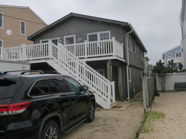 222 LEEWARD AVENUE, BEACH HAVEN, NJ 08008
