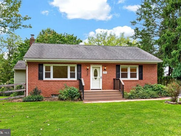 530 FAIRVIEW ROAD, GLENMOORE, PA 19343