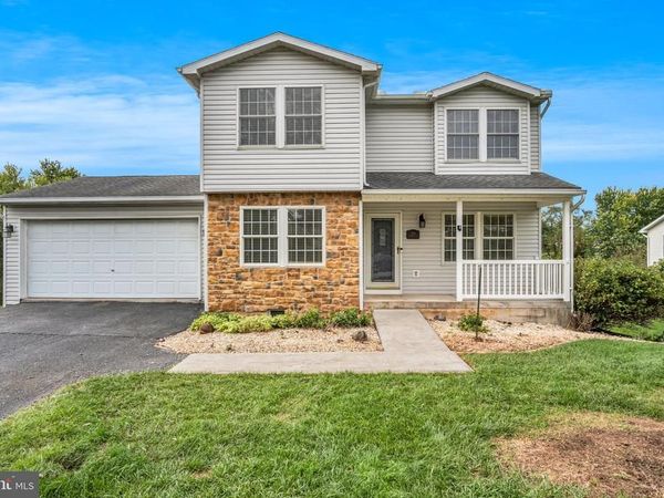 304 NEBINGER STREET, LEWISBERRY, PA 17339