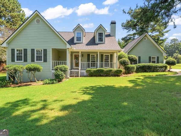150 Acorn Drive, Mcdonough, GA 30253
