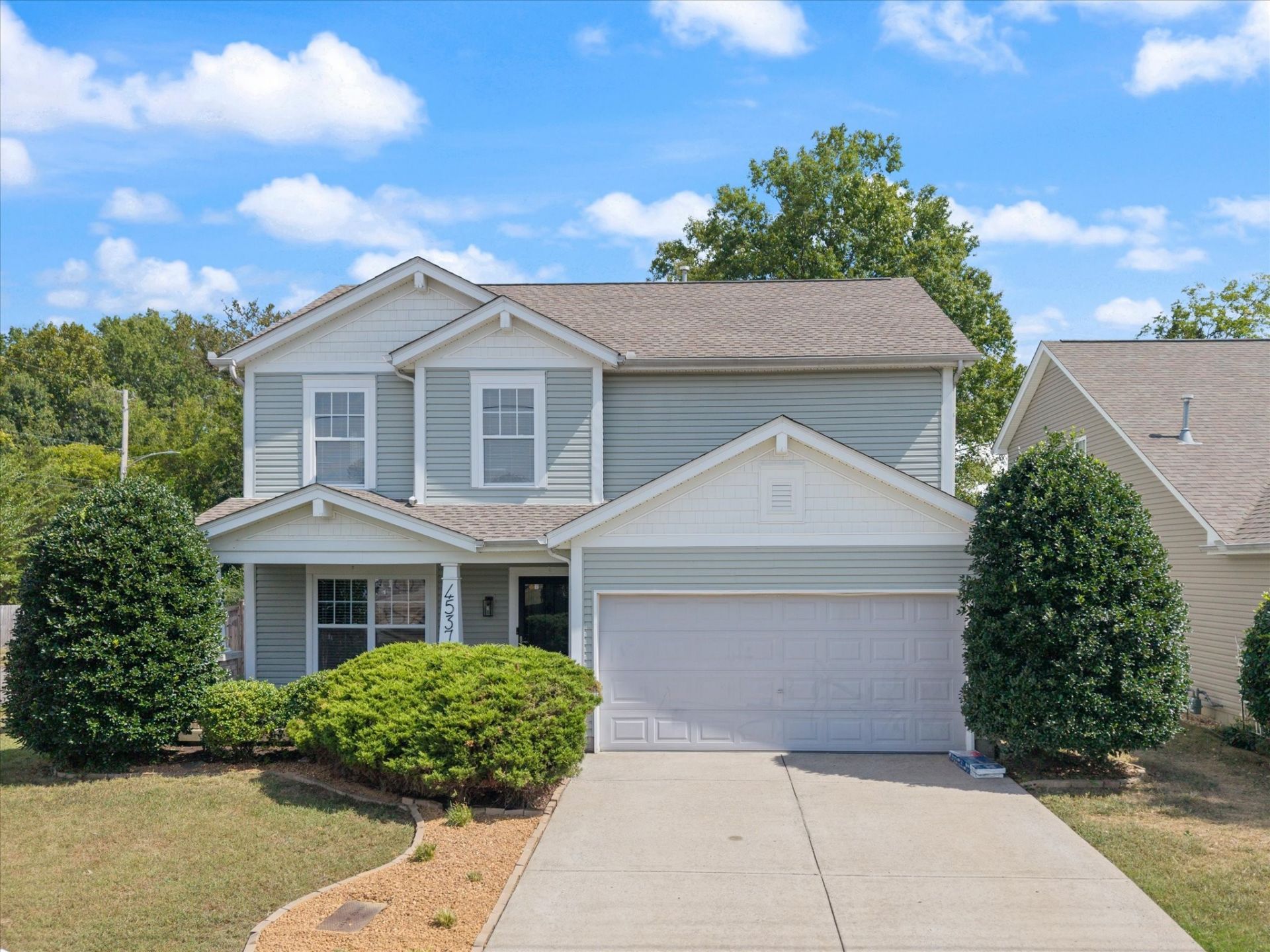 4537 Hawthorn Dr Nashville, TN 37214
