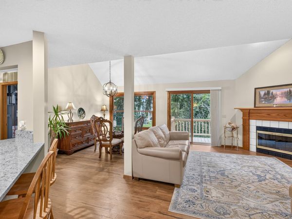 15710 26th Avenue N, Unit D, Plymouth, MN 55447