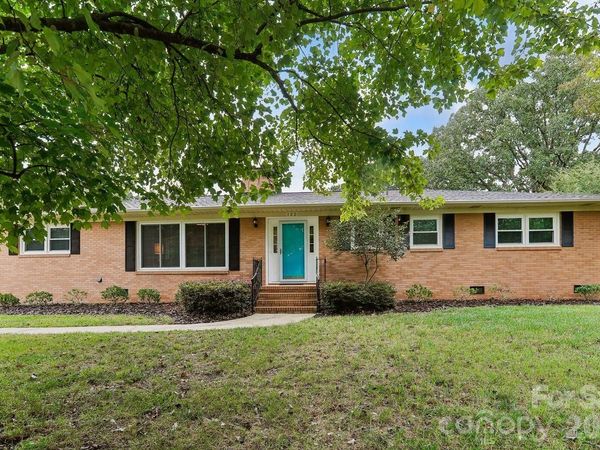 122 Chanticleer Court, Charlotte, NC 28214