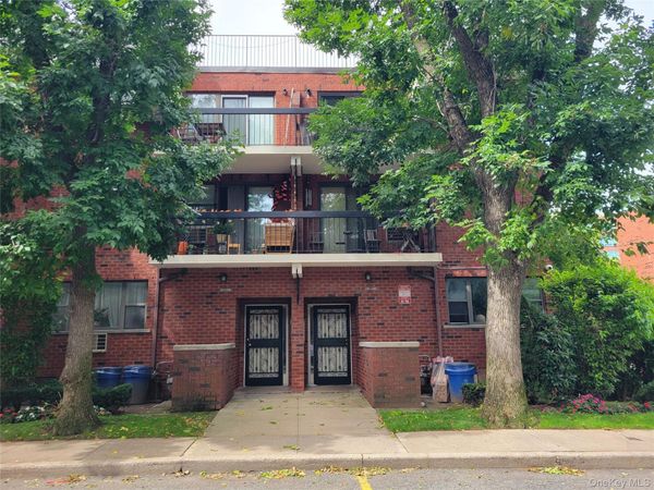 71-24 Sutton Place, Unit 3FL., Fresh Meadows, NY 11365