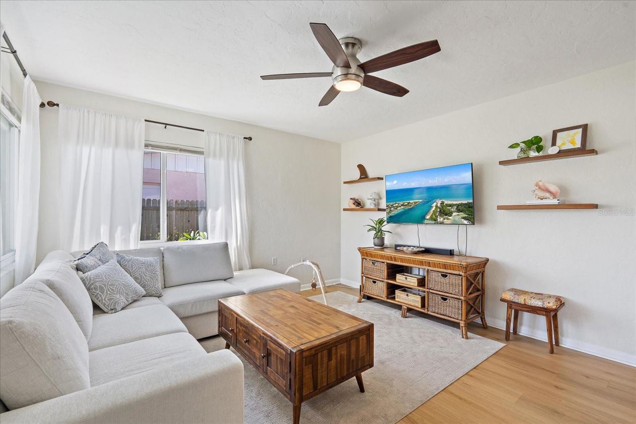 5932 Richard Place, Sarasota, FL 34231 Photo