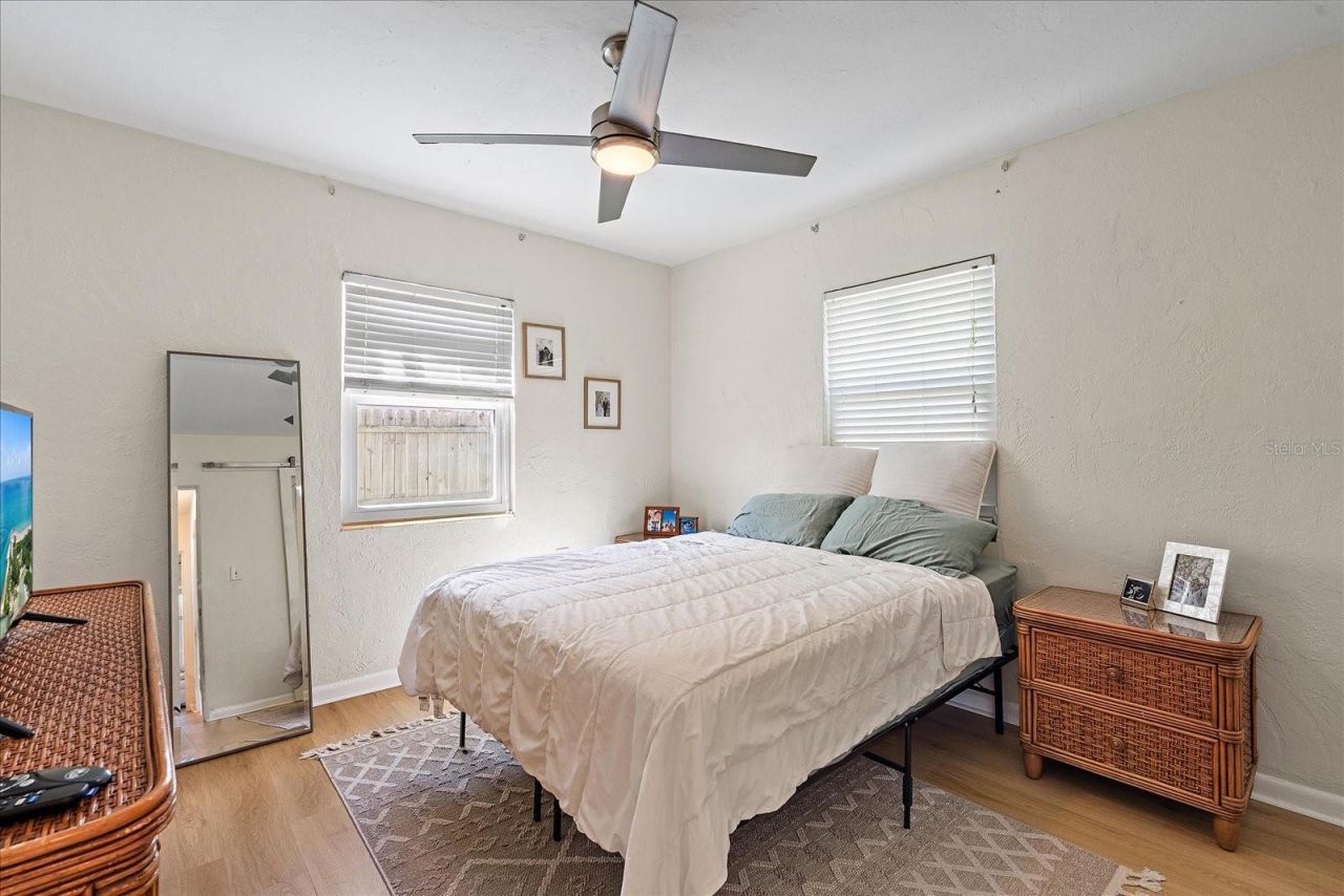 5932 Richard Place, Sarasota, FL 34231 Photo