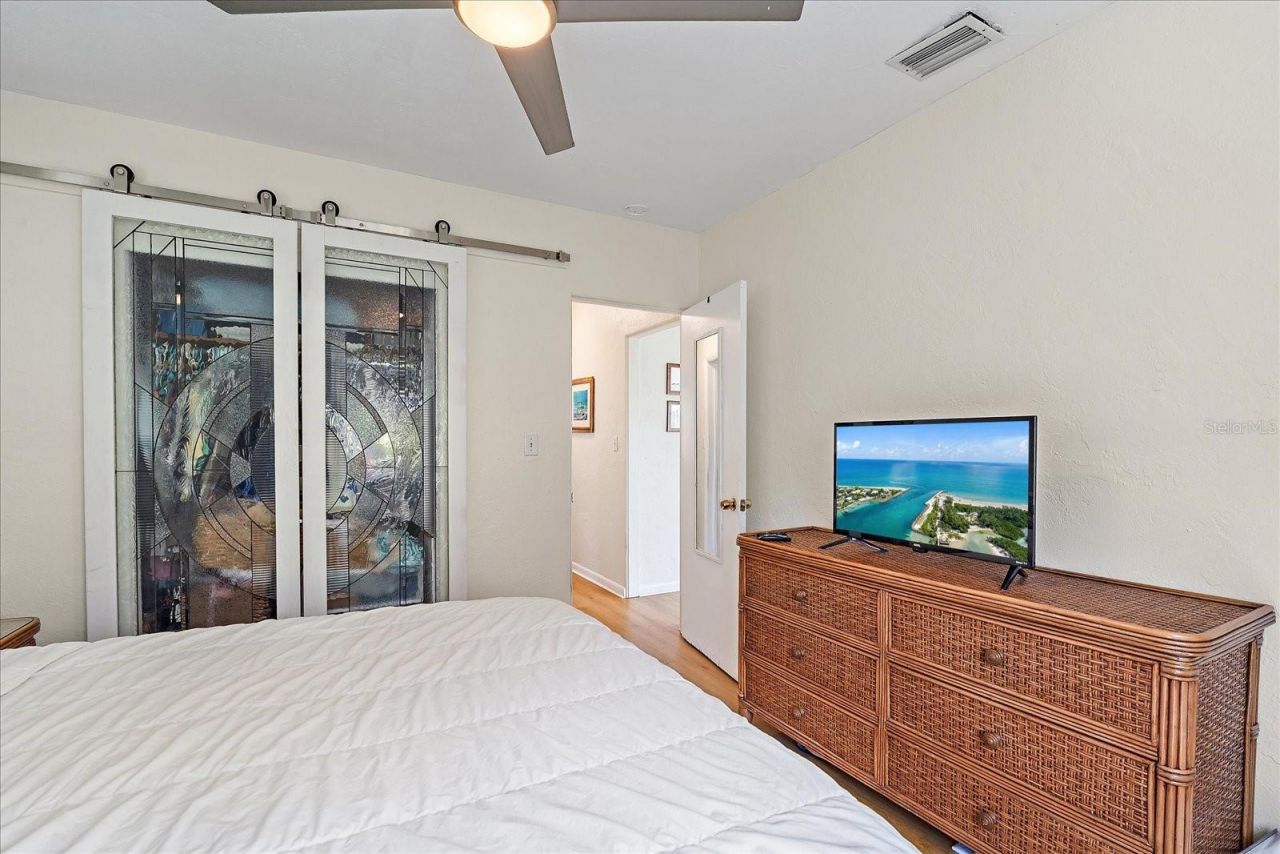 5932 Richard Place, Sarasota, FL 34231 Photo
