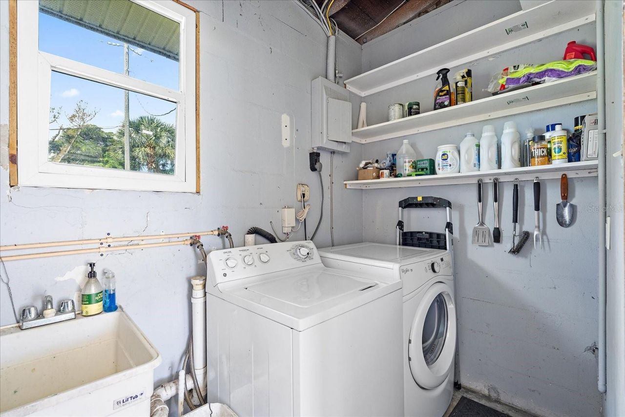 5932 Richard Place, Sarasota, FL 34231 Photo