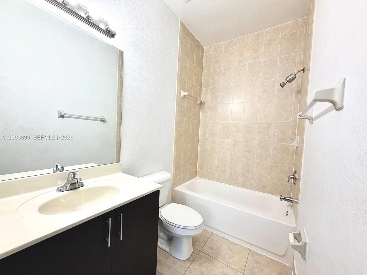3423 W 80th St , Unit 204, Hialeah, FL 33018 Photo