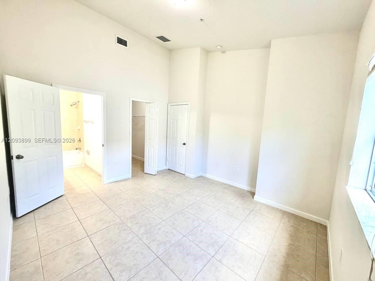 3423 W 80th St , Unit 204, Hialeah, FL 33018 Photo
