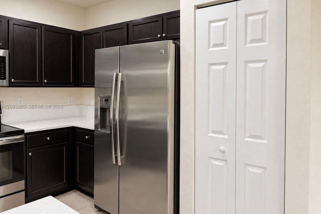 3737 SE 2nd Dr, Unit 3737, Homestead, FL 33033 Photo