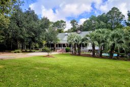 219 Ridge Lake Drive photo 4