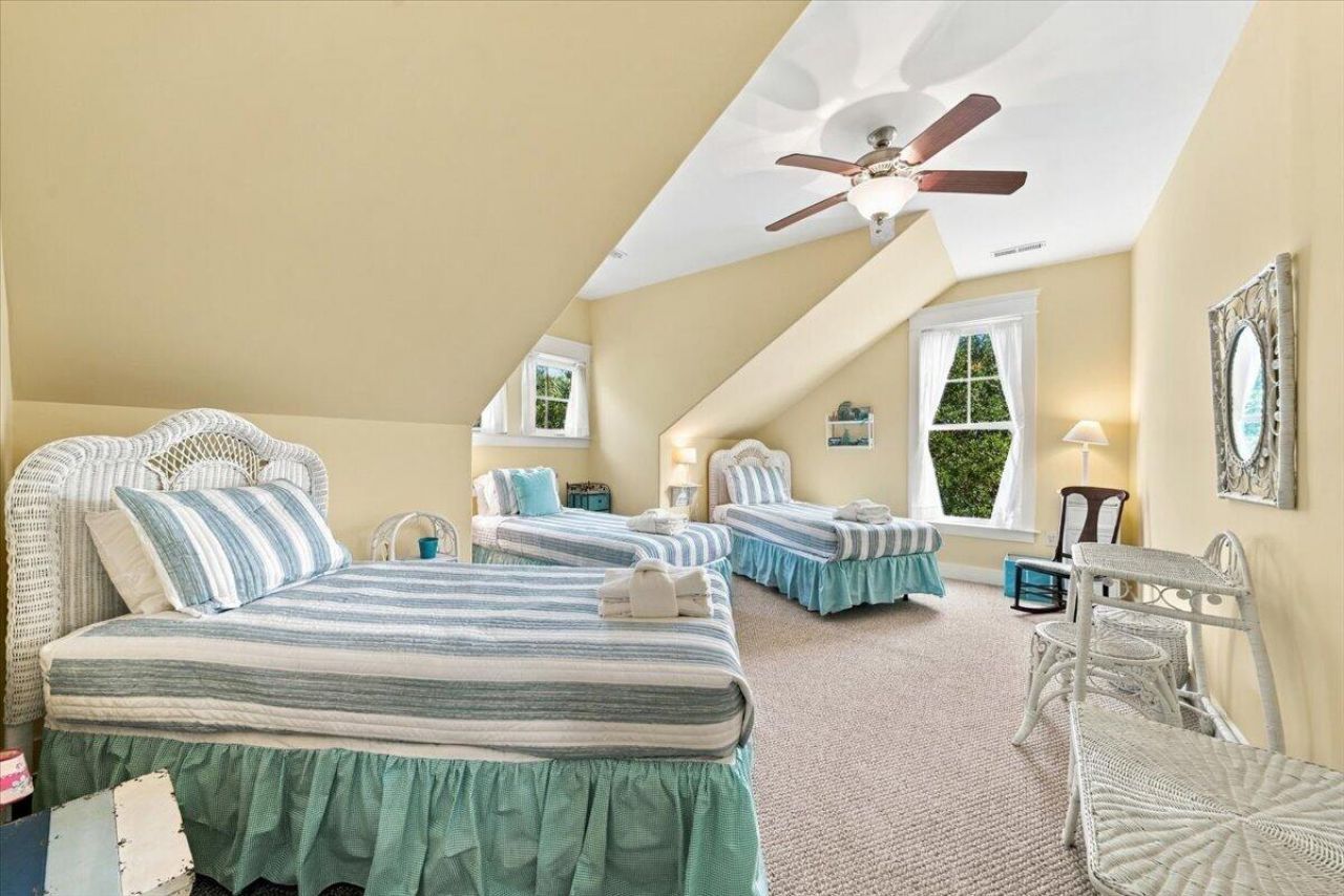 706 Sandpiper Ridge Road Photo 19