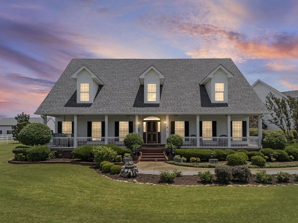 1646 VALENTINE RD, Holly Springs, MS 38635