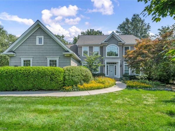 31723 Leeward Court , Avon Lake, OH 44012
