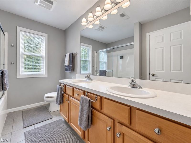 31723 Leeward Court, Avon Lake, OH 44012 Photo 7