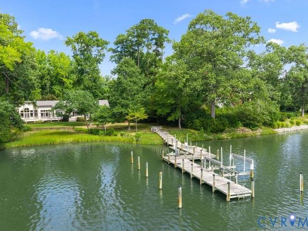 122 Way Point Lane , Kilmarnock, VA 22482