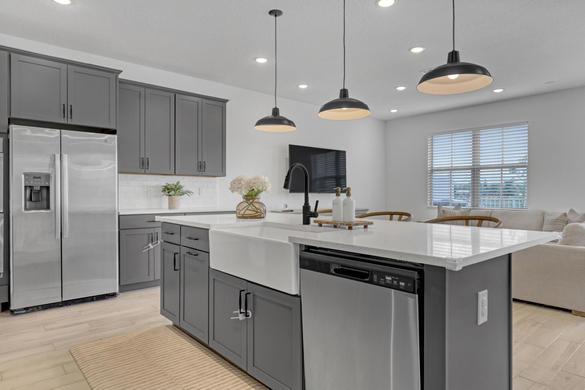 137 SE Birch Terrace, Stuart, FL 34997 Photo