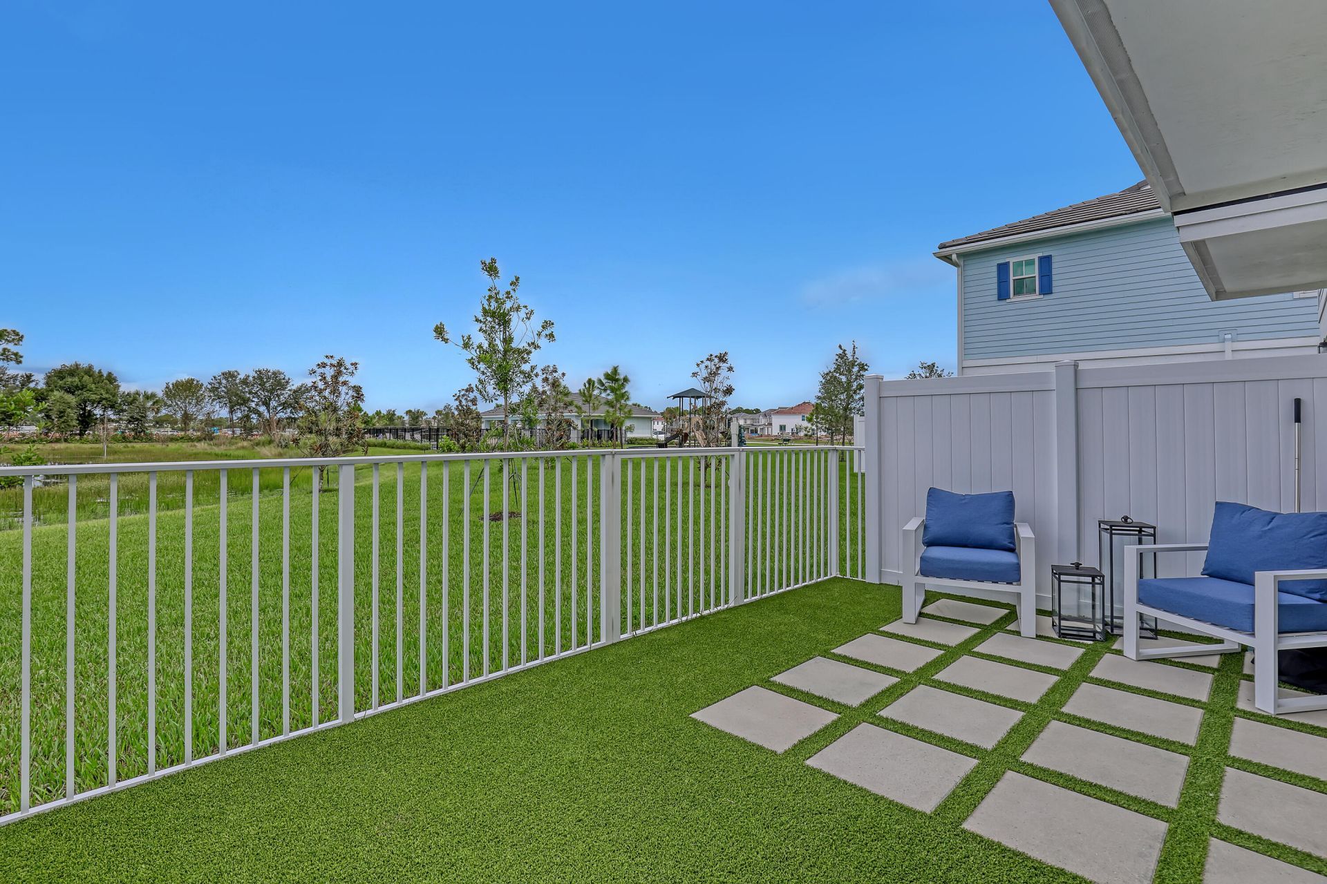 137 SE Birch Terrace, Stuart, FL 34997 Photo