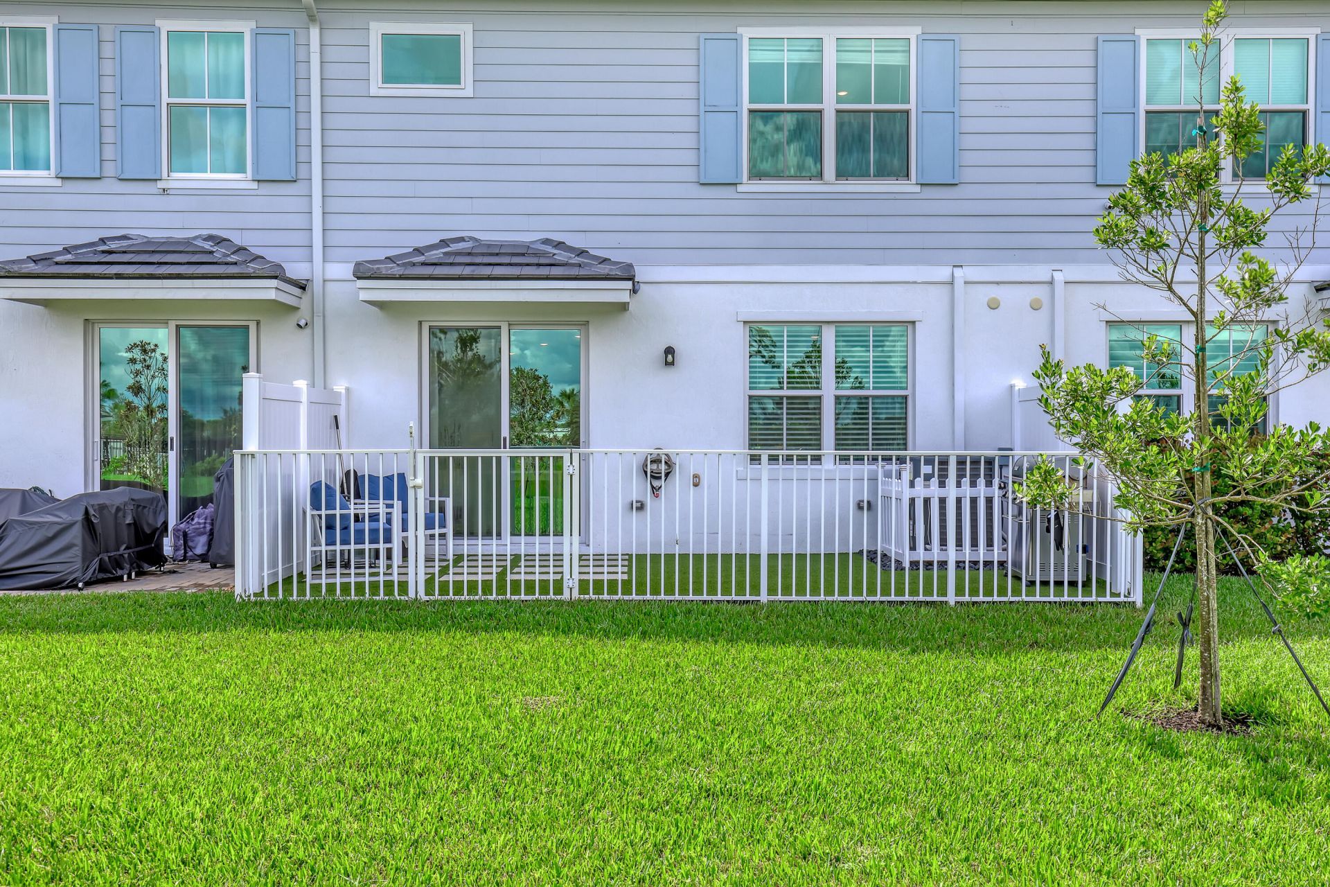 137 SE Birch Terrace, Stuart, FL 34997 Photo