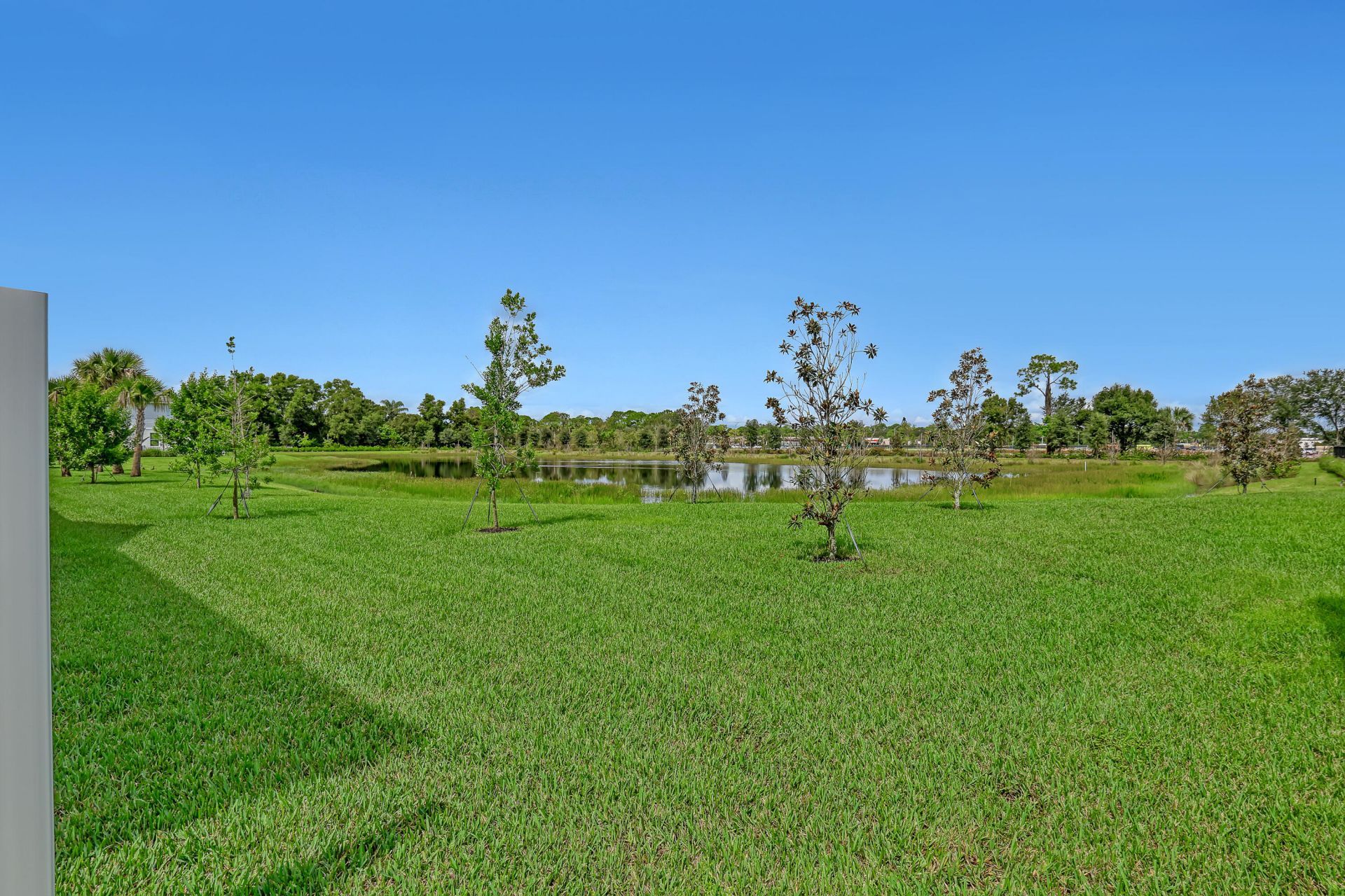 137 SE Birch Terrace, Stuart, FL 34997 Photo