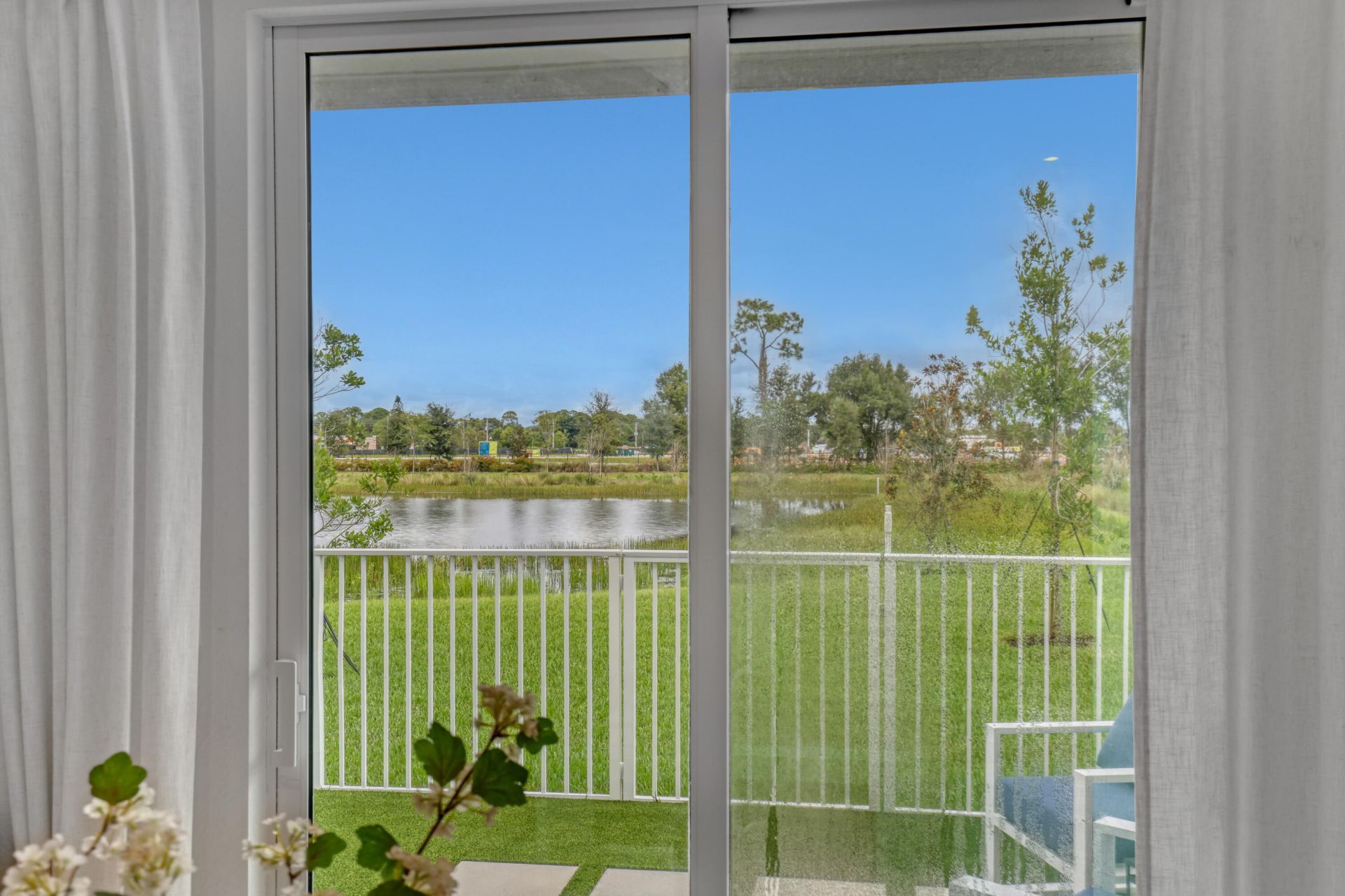 137 SE Birch Terrace, Stuart, FL 34997 Photo