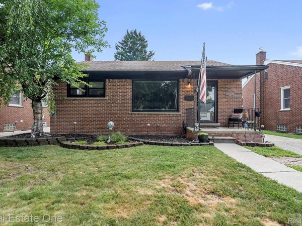 9381 Fox Avenue , Allen Park, Mi 48101