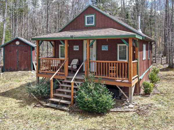 429 Hole In The Wall Road , Solon, ME 04979