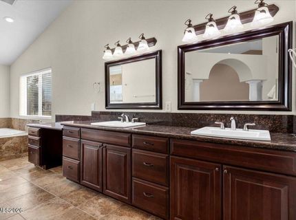 5305 Hoge Road, Reno, NV 89506 Photo