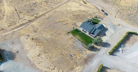 5305 Hoge Road, Reno, NV 89506 Photo