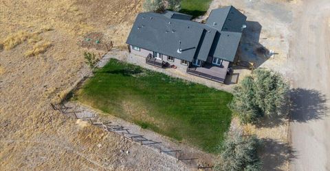 5305 Hoge Road, Reno, NV 89506 Photo