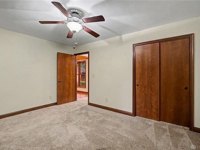 195 Colonial Lane, Dayton, OH 45429 Photo 27