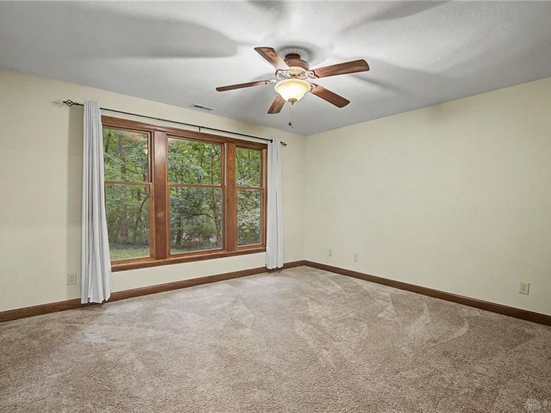 195 Colonial Lane, Dayton, OH 45429 Photo 31