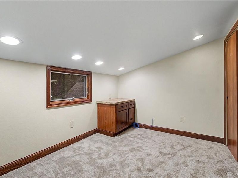 195 Colonial Lane, Dayton, OH 45429 Photo 43