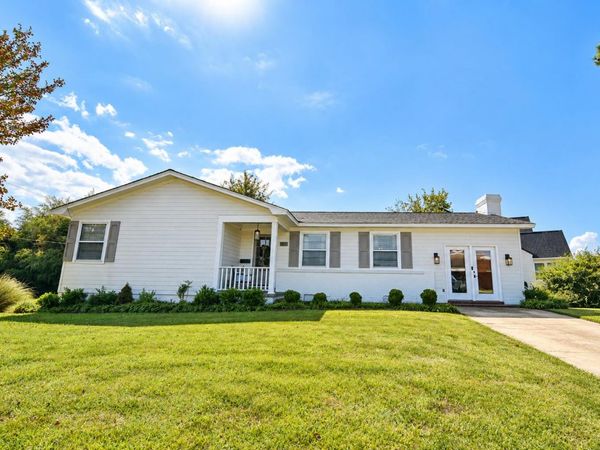 1407 Clayton Ave., Tupelo, MS 38804