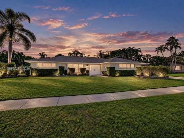 7320 SW 16th St , Plantation, FL 33317